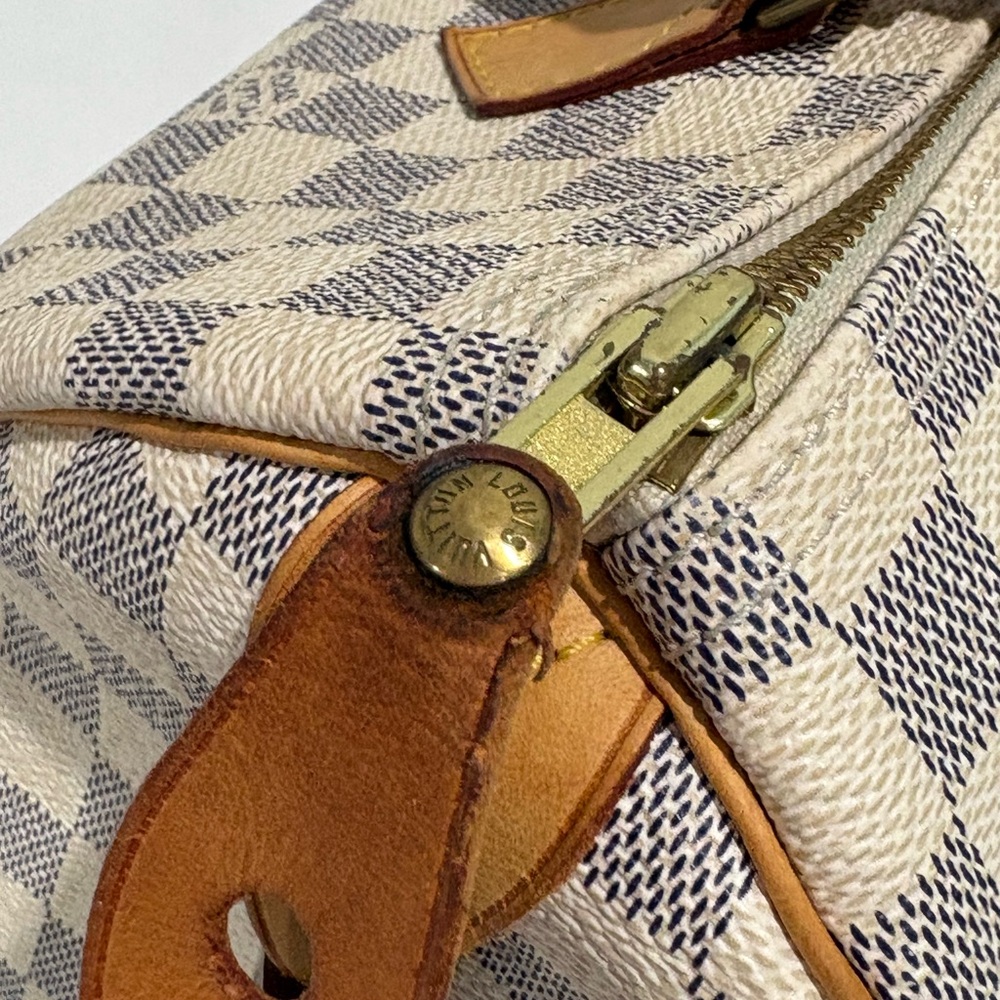 Authentic Louis Vuitton Speedy 30 Damier Azur Handbag with certificate - Picture 9 of 16